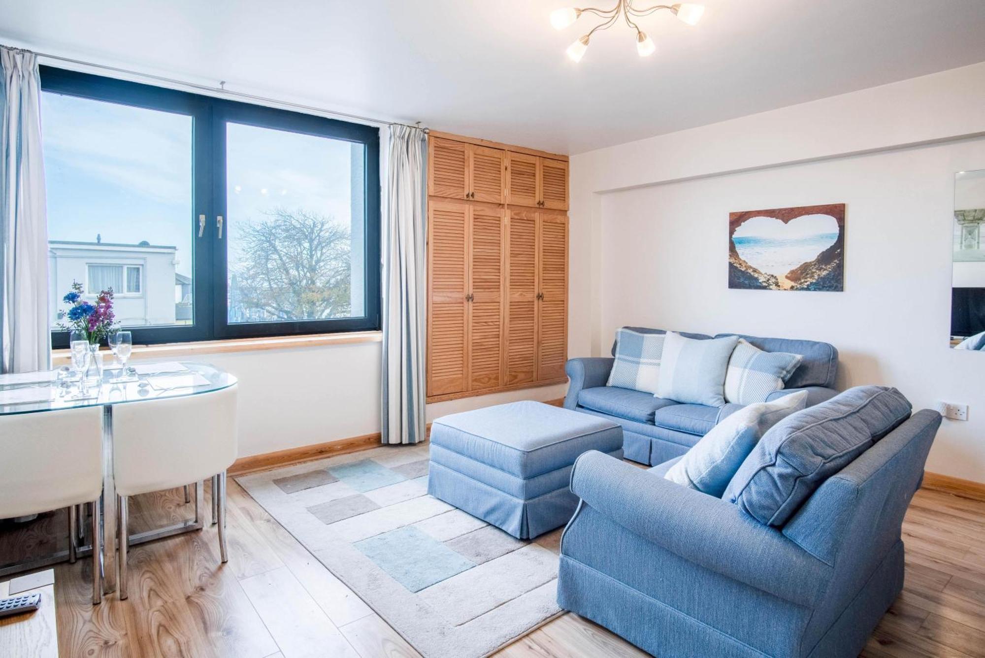 Harbour Hideaway - 1 Bedroom - *